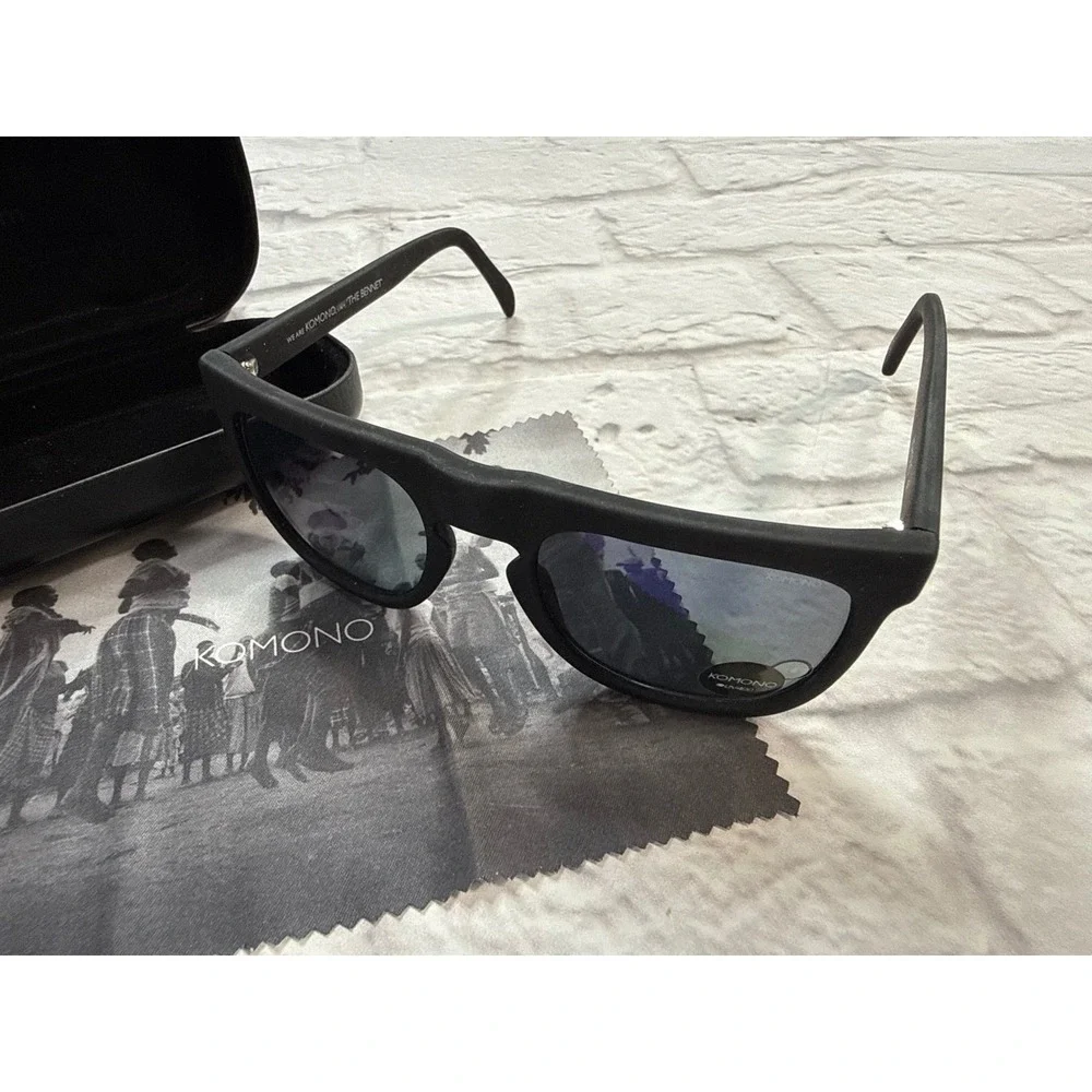 Komono‎ The Bennet Sunglasses Unisex One Size Black New UV400 Blue Mirror Lens